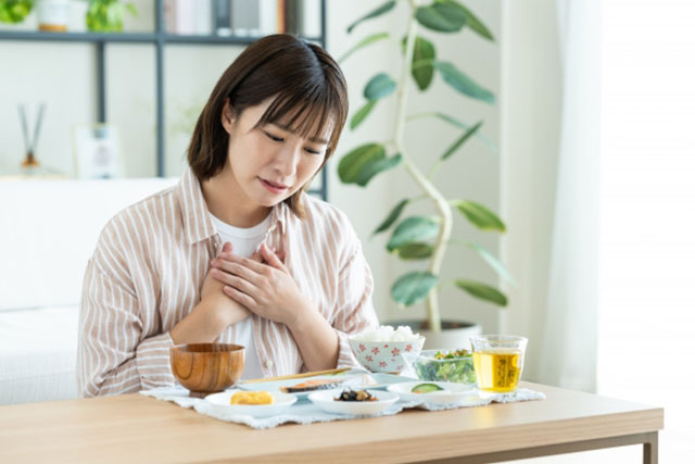 逆流性食道炎（胃食道逆流症：GERD）とは